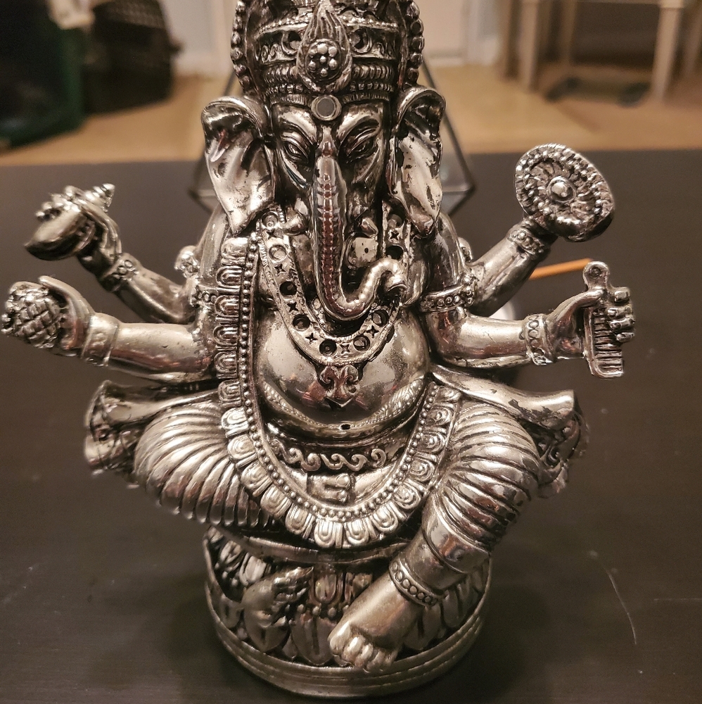 Ganesha Statue